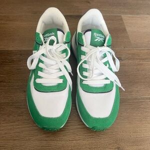 Reebok Suede Forte Racer Sneakers - Size US 7.5 / UK 5 / EU 38